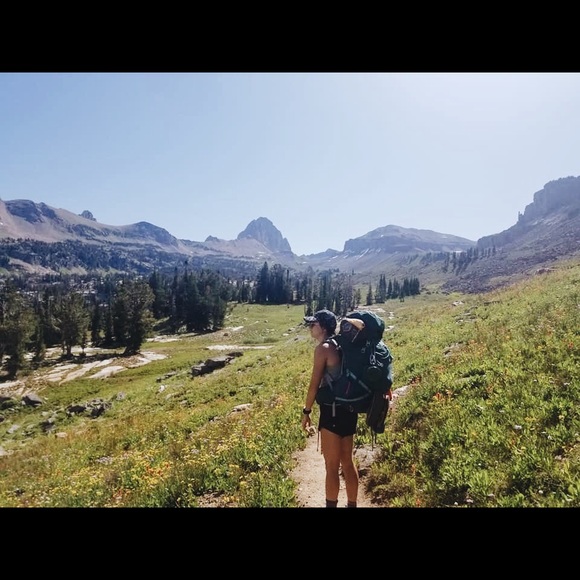 Meet your Posher, Taylor - Picture 1 of 1